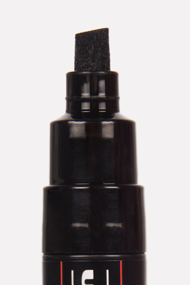 PC-8K POSCA BROAD CHISEL TIP